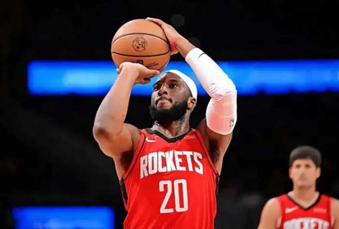 乌度卡末节3调整险成卧底！亚当斯被针对，谢泼德下场后阻碍进攻