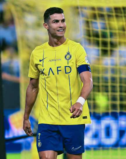 C罗罢赛！惹怒沙特高层！威胁尽快归队，球王或遭解约